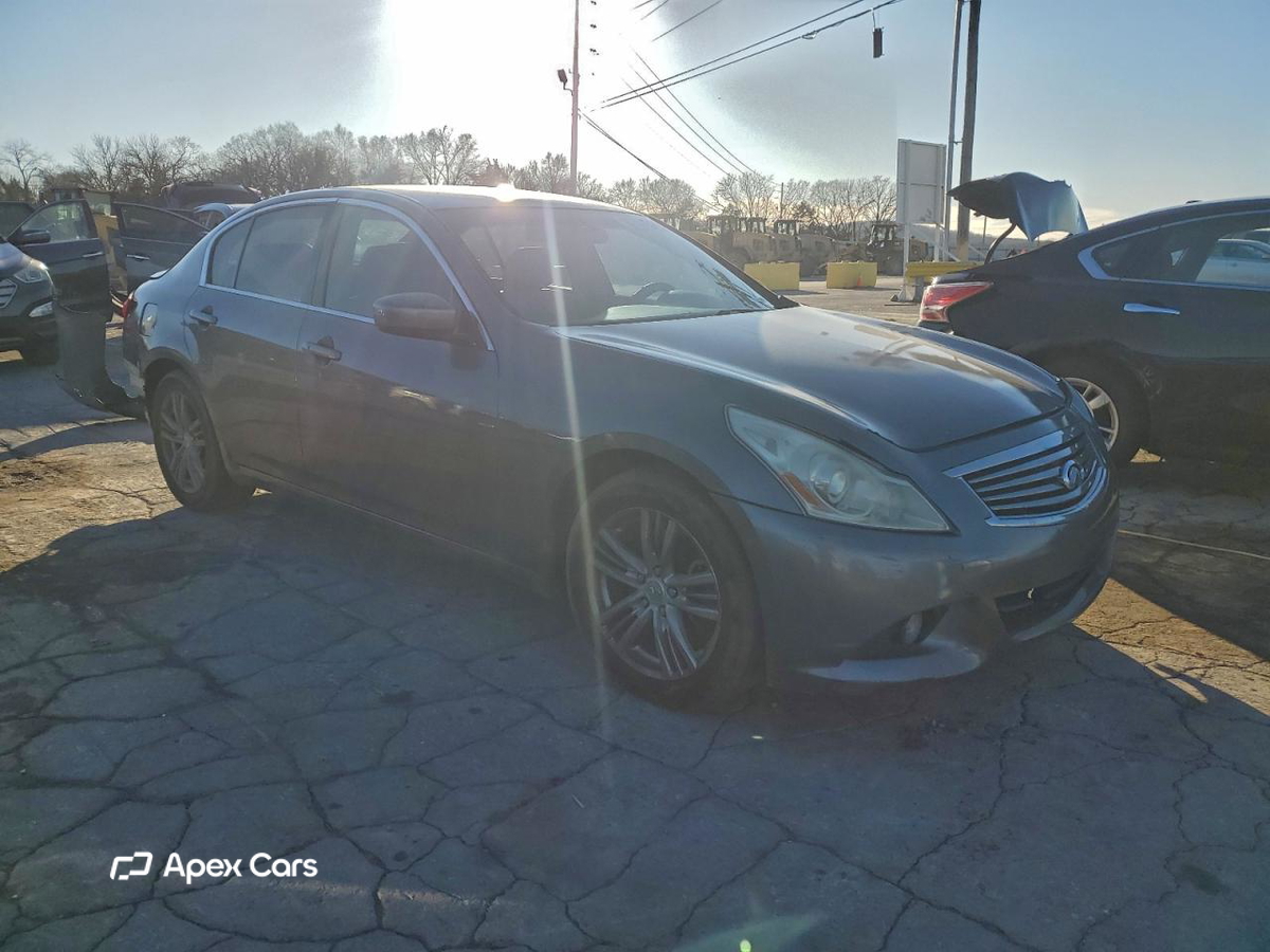Infiniti G 2012