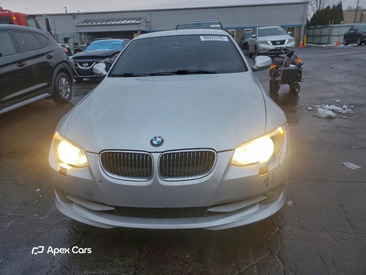 BMW Series 3 2011
