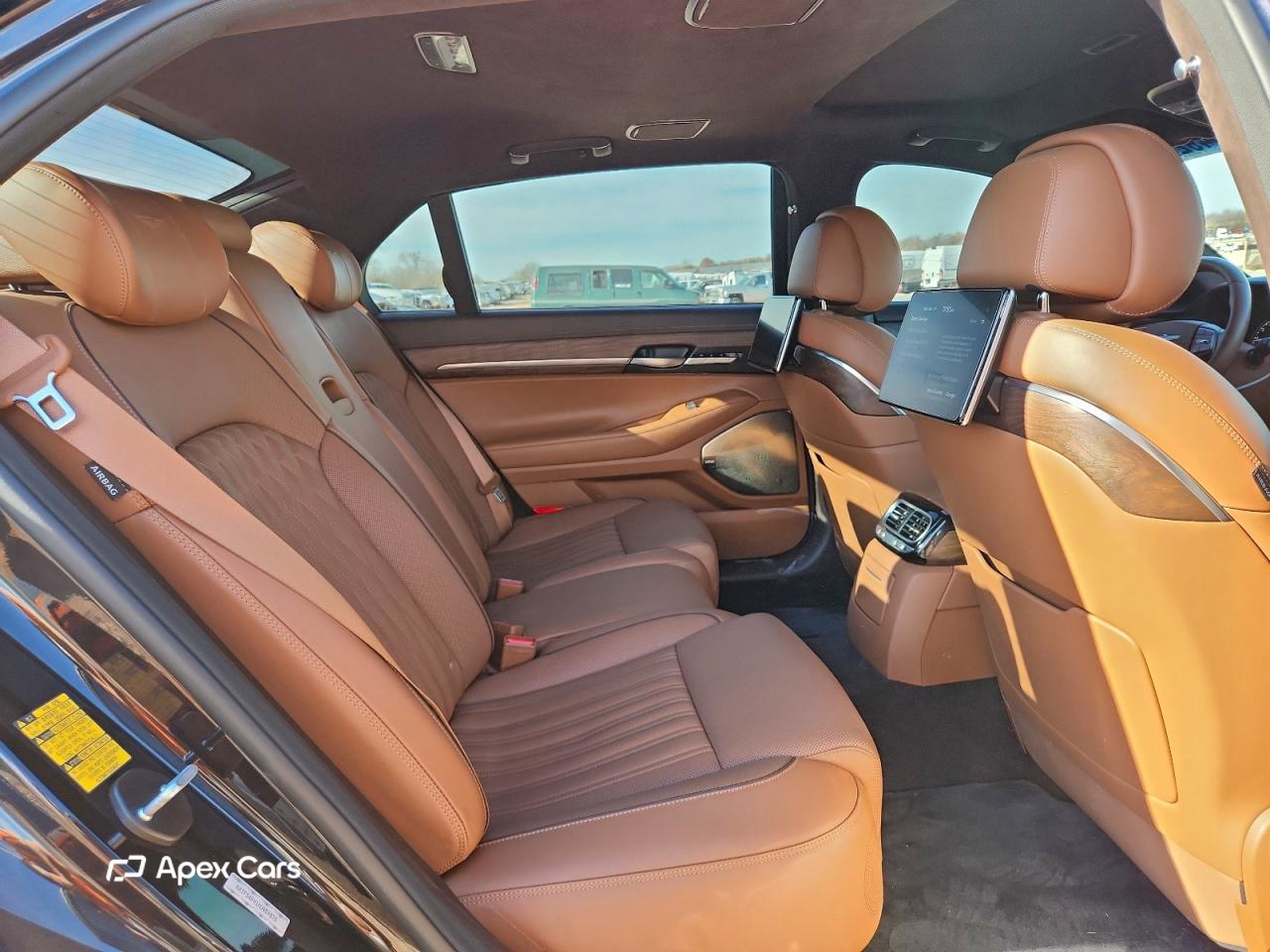 Genesis G90 2021