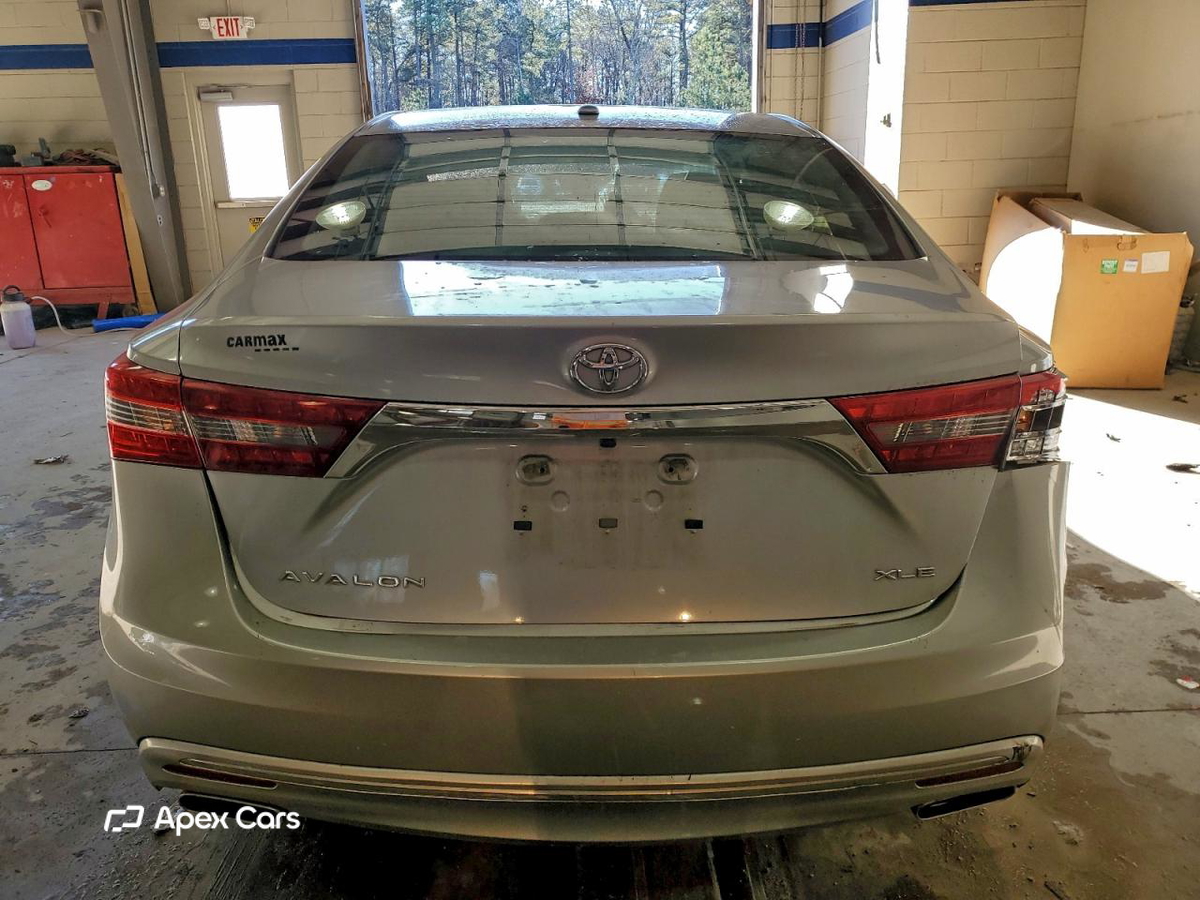 Toyota Avalon 2016