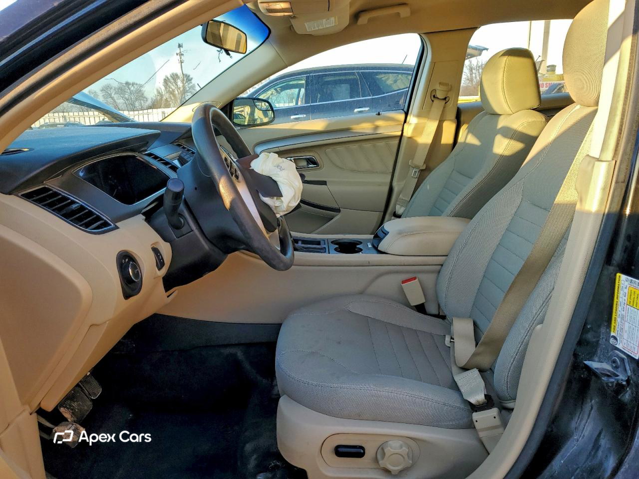 Ford Taurus 2016