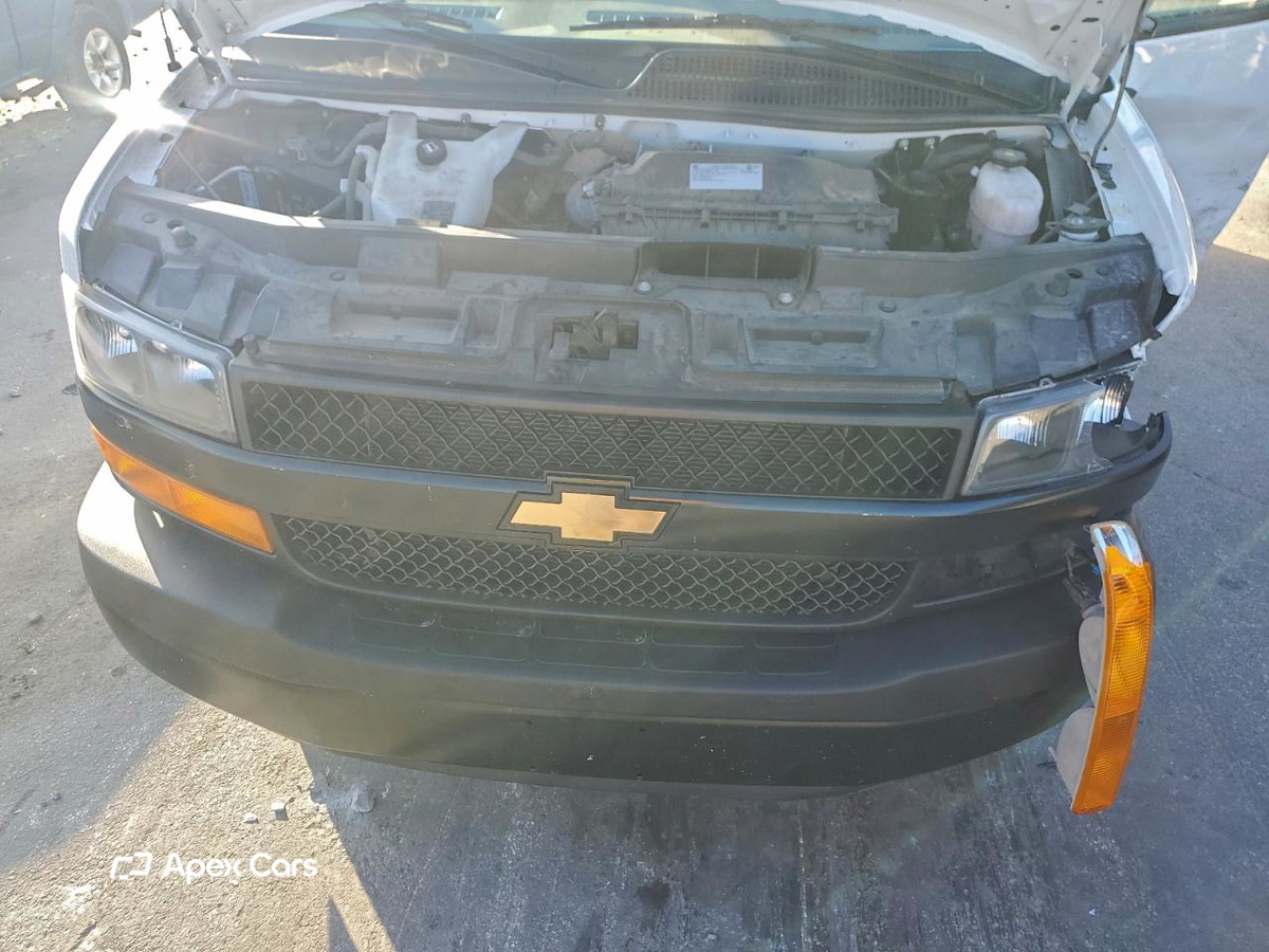 Chevrolet Express 2024