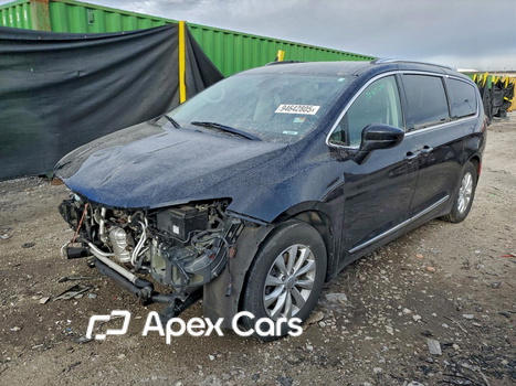 Chrysler Pacifica 2018 - Image 1 of 13