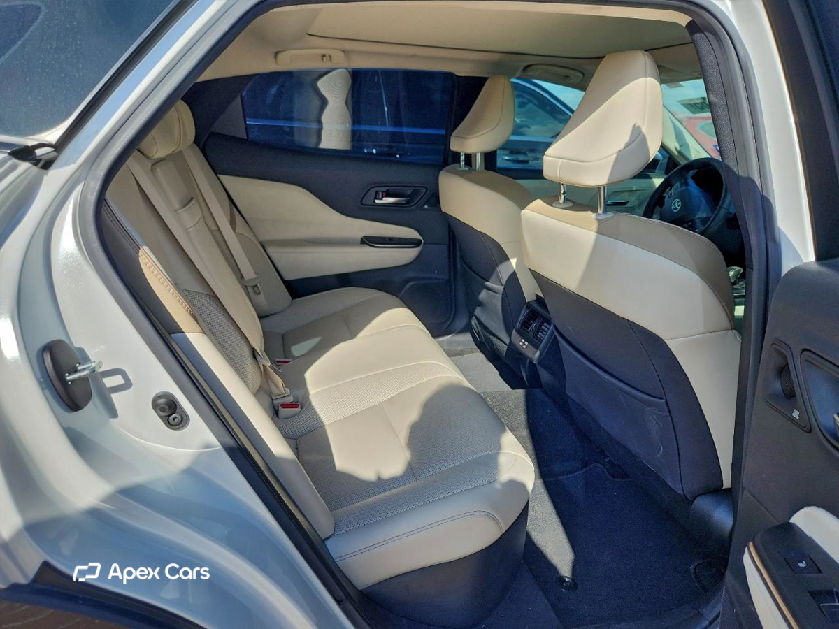 Toyota Crown 2023