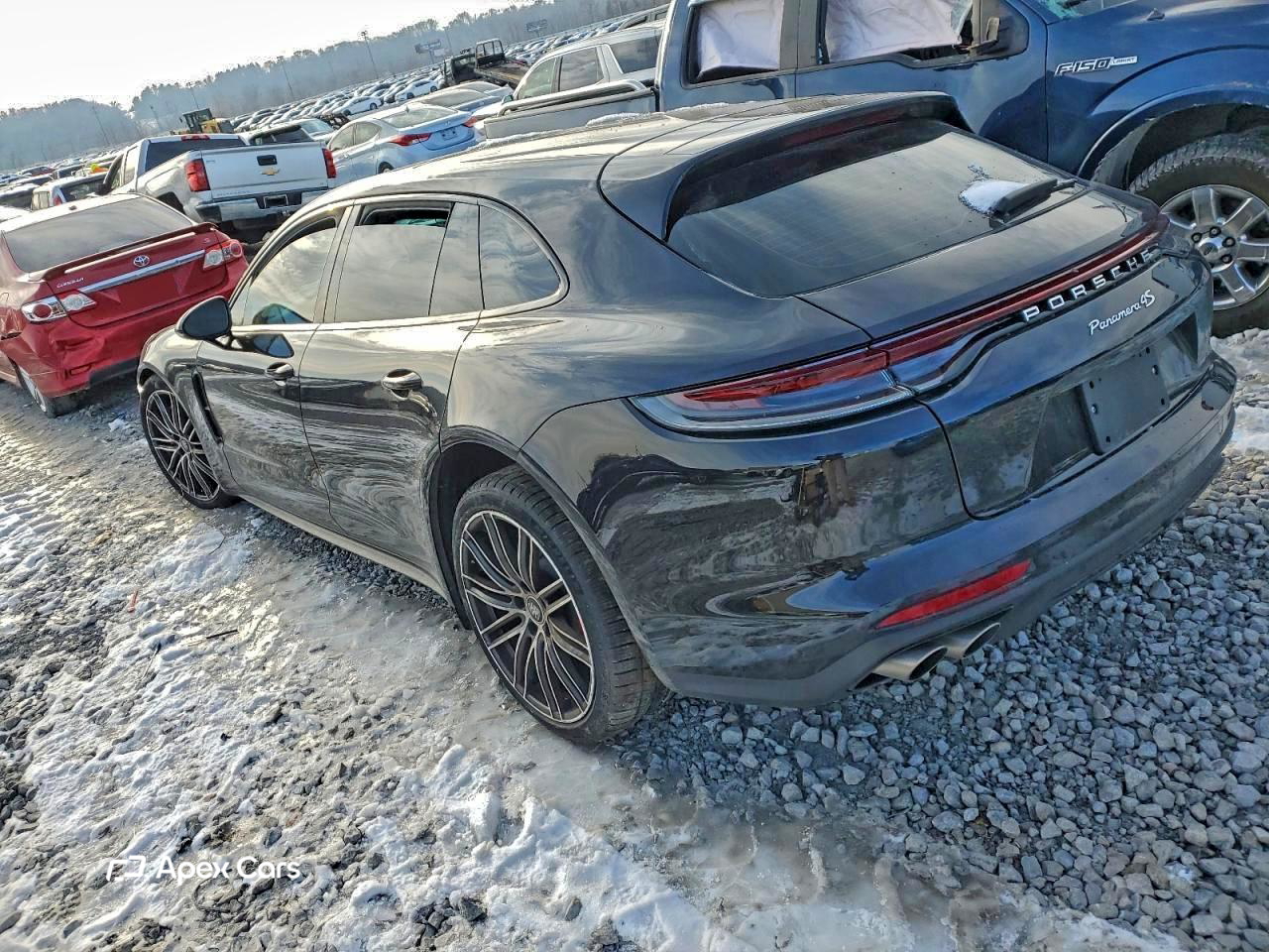 Porsche Panamera 2023