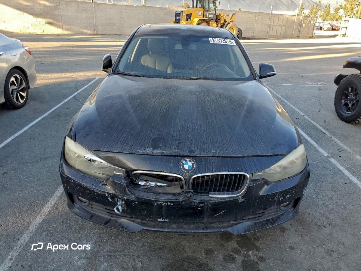 BMW Series 3 2012