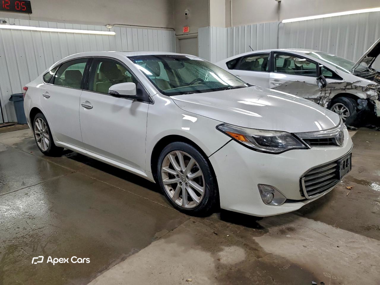 Toyota Avalon 2013