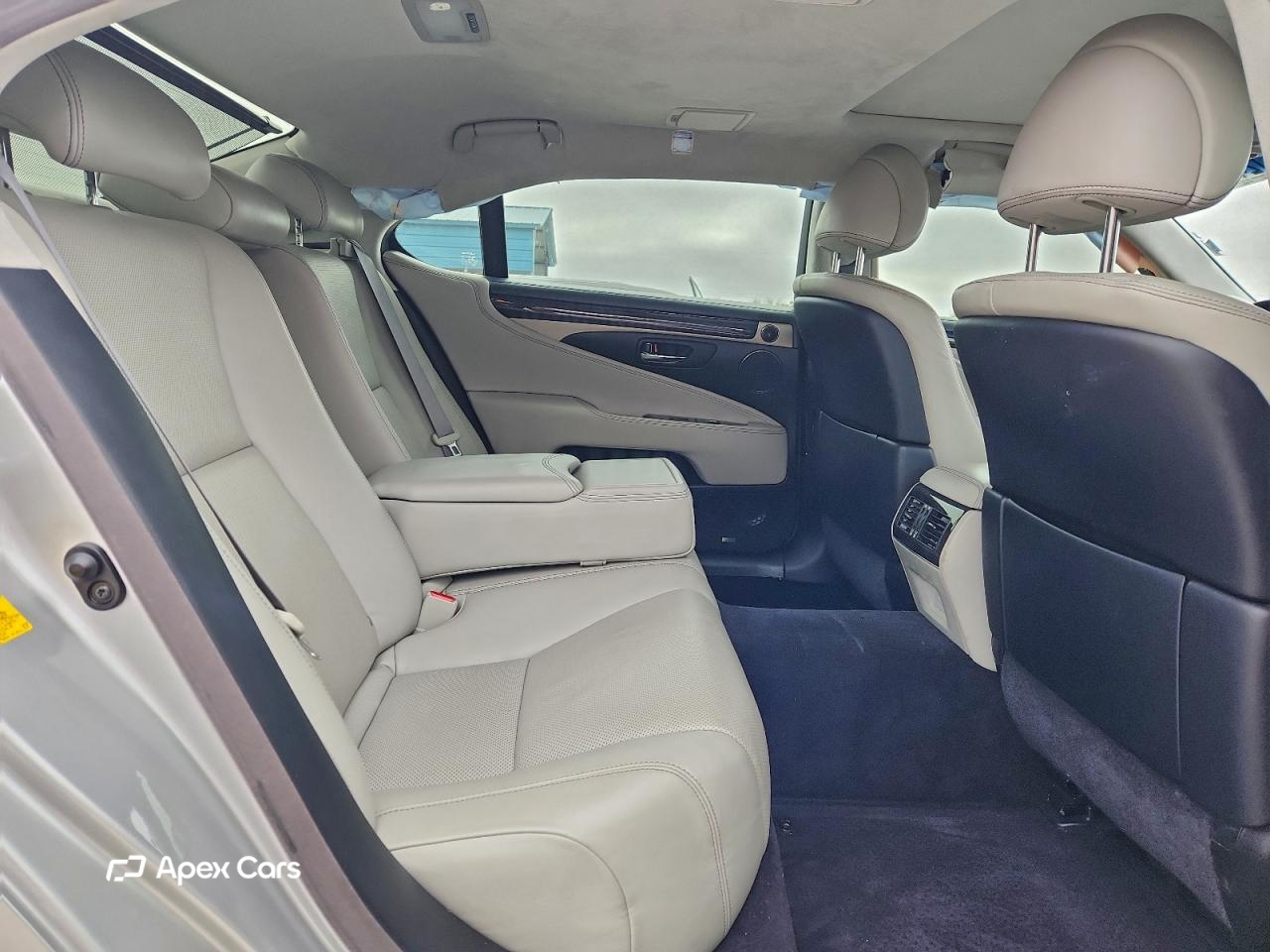 Lexus LS 2013