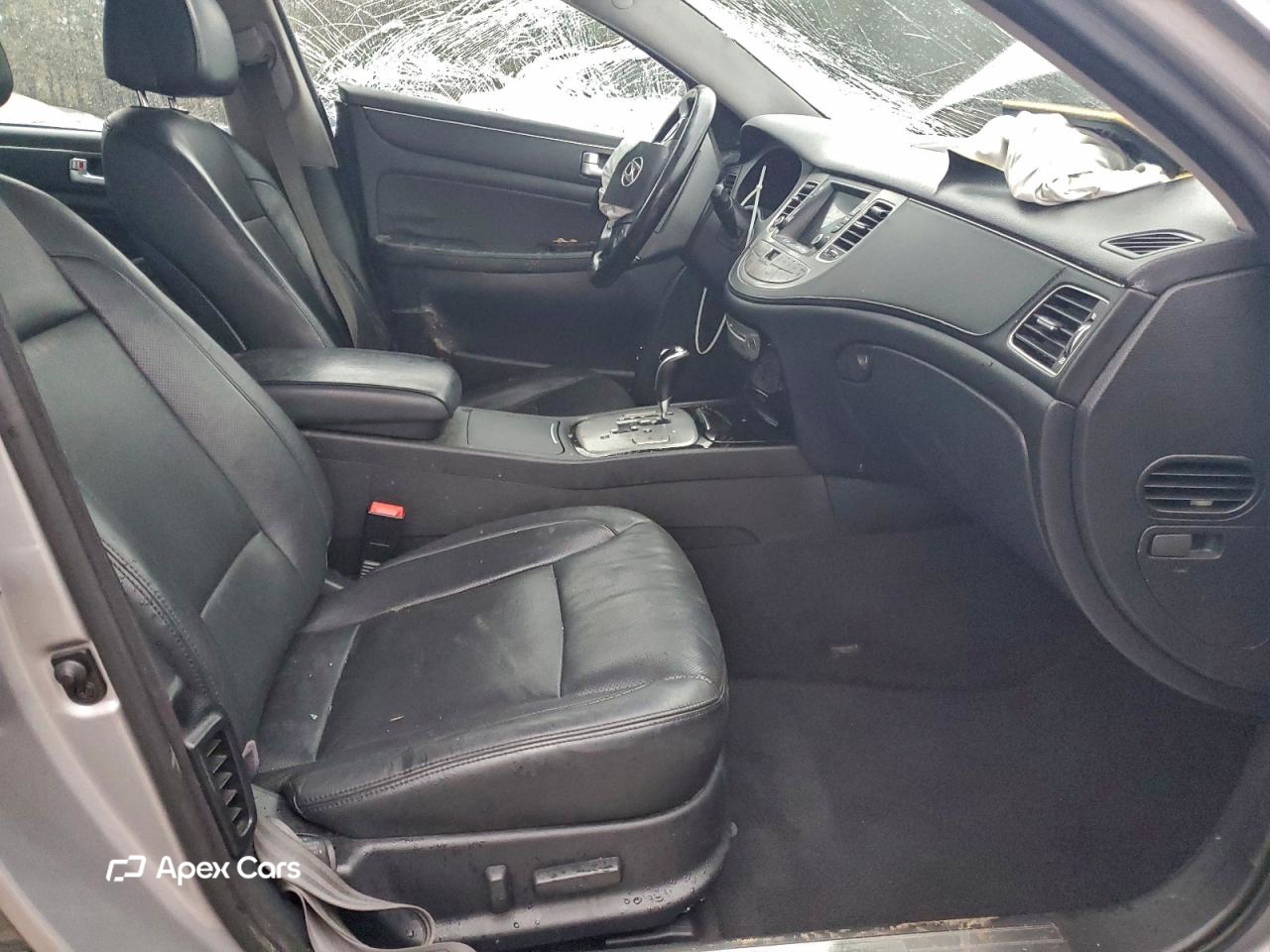 Hyundai Genesis 2012