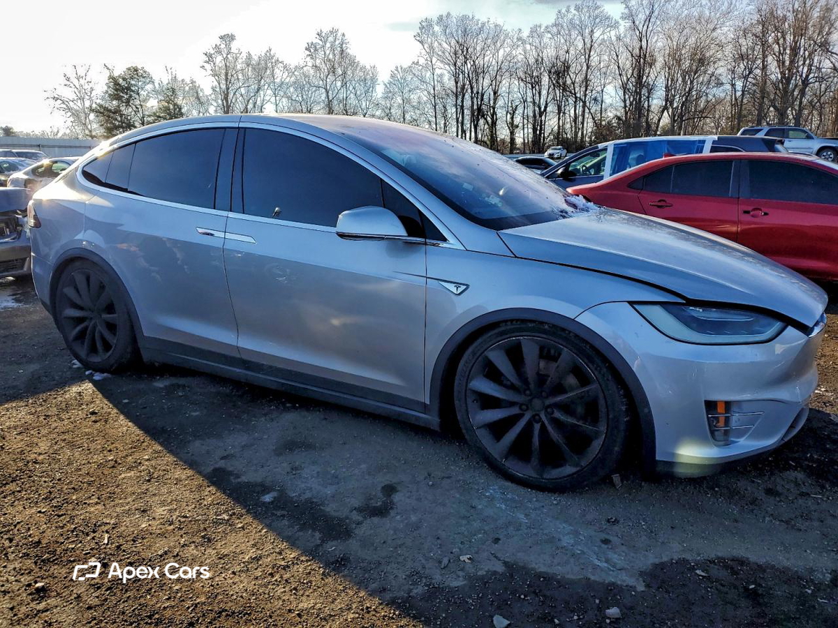 Tesla Model X 2016