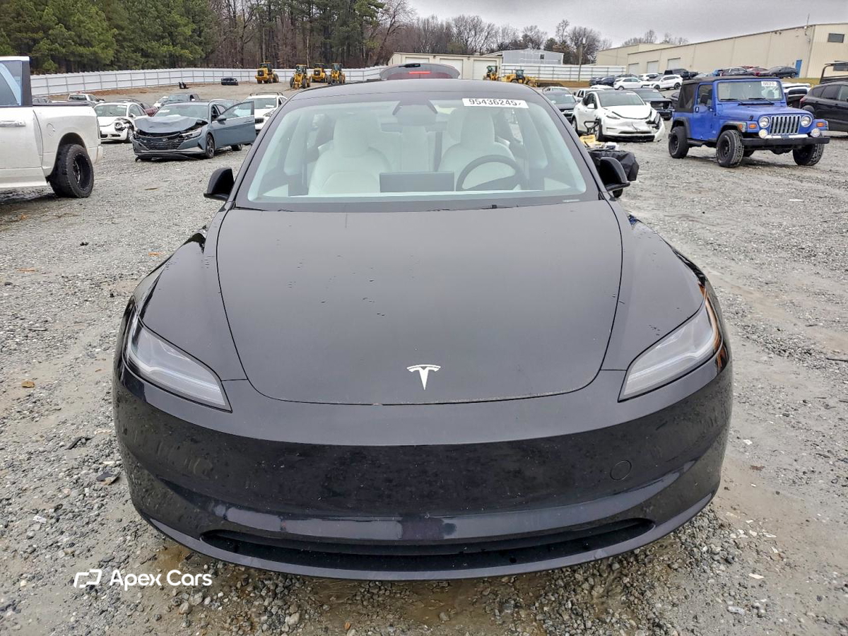 Tesla Model 3 2025