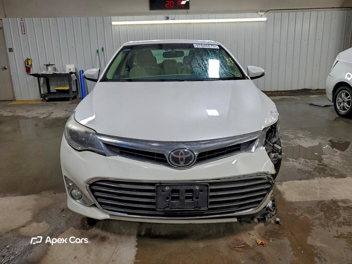 Toyota Avalon 2013