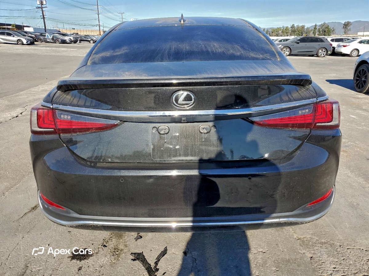 Lexus ES 2023