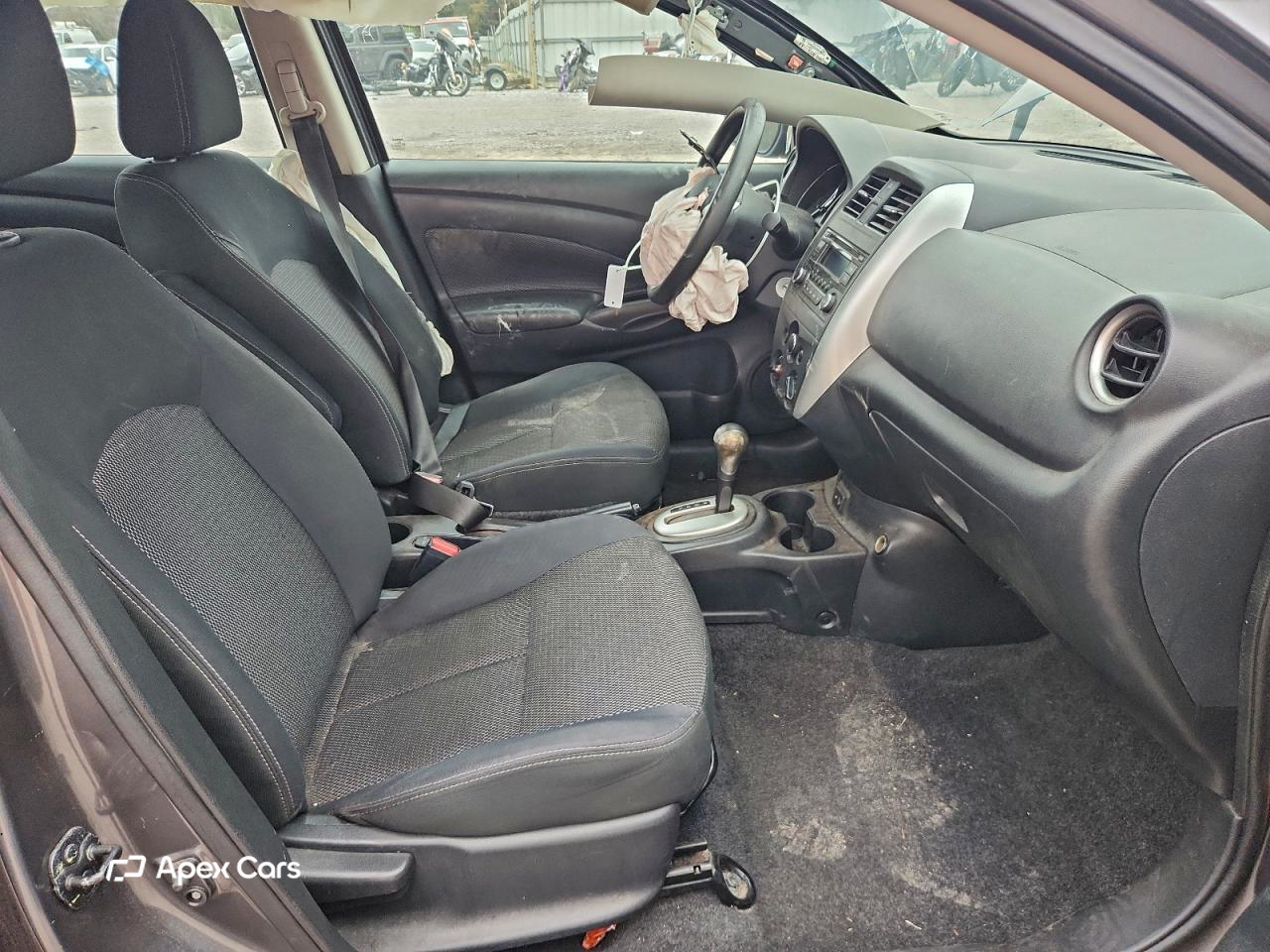 Nissan Versa 2017