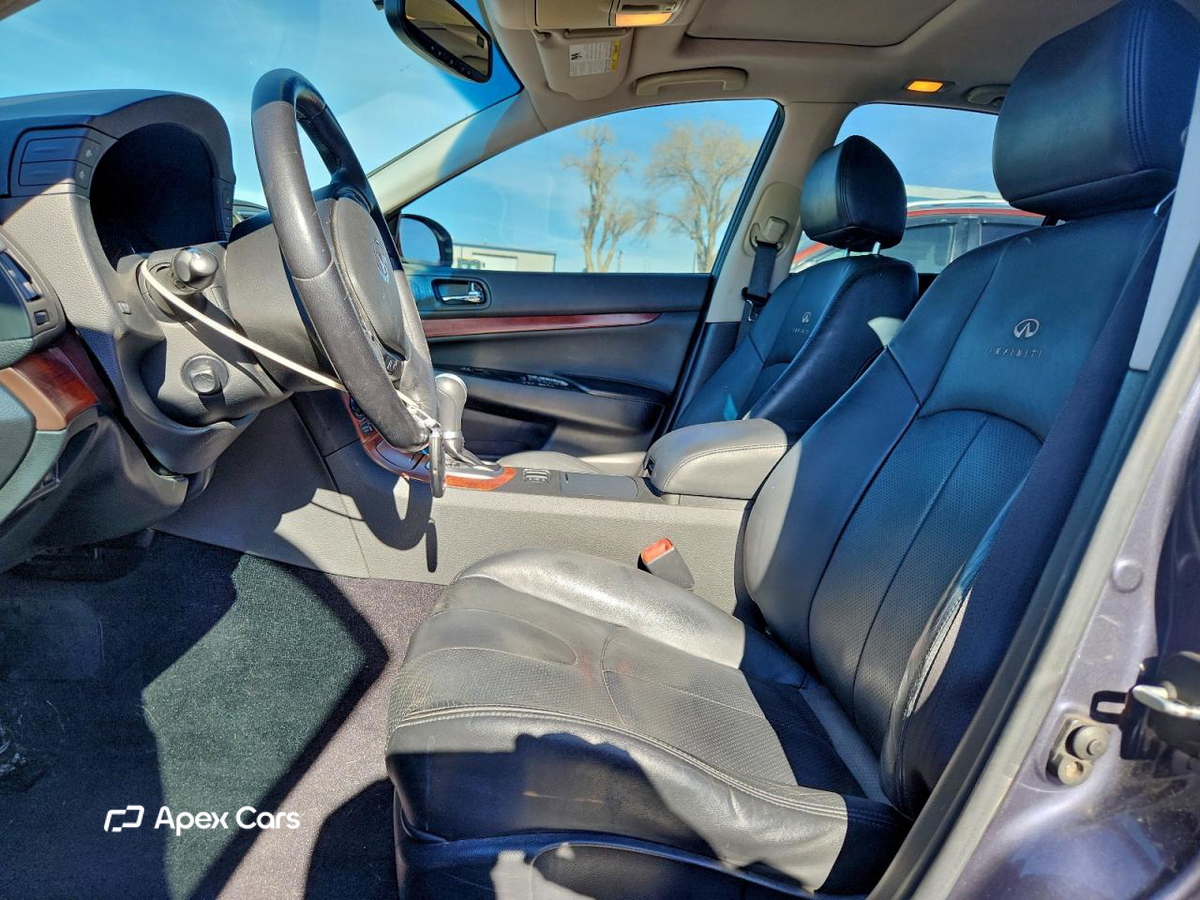 Infiniti G 2008