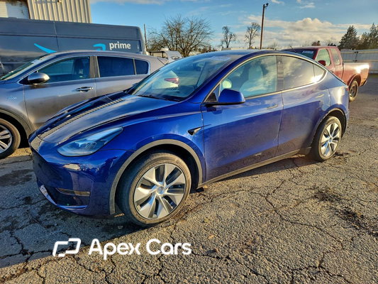 Tesla Model Y 2023 - Zdjęcie 1 z 12