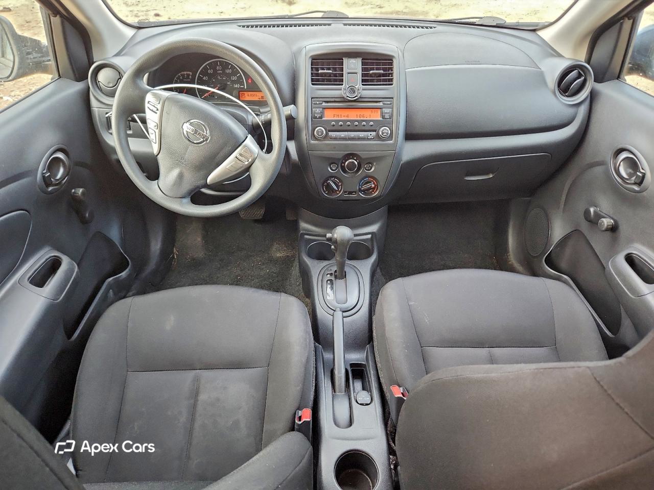 Nissan Versa 2016