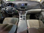 Toyota Highlander 2011