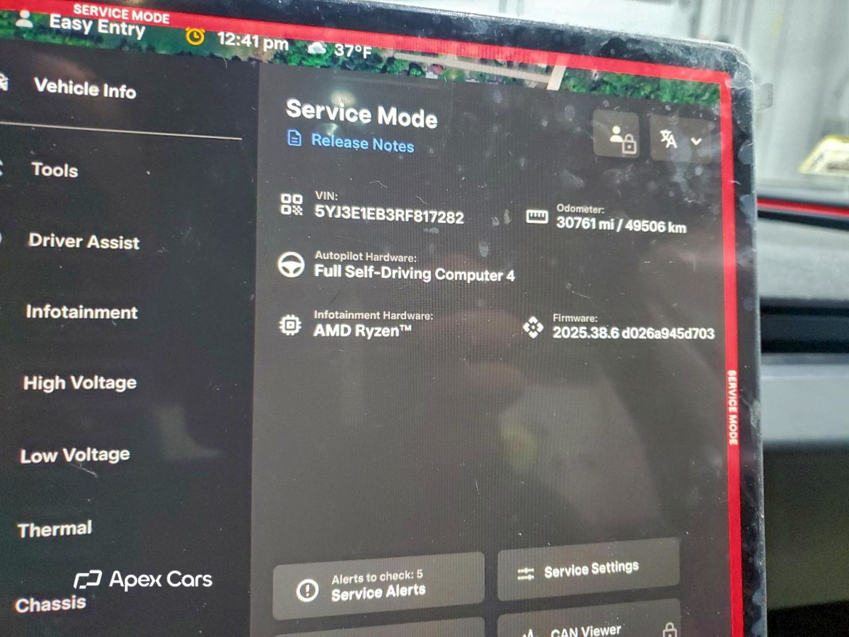 Tesla Model 3 2024