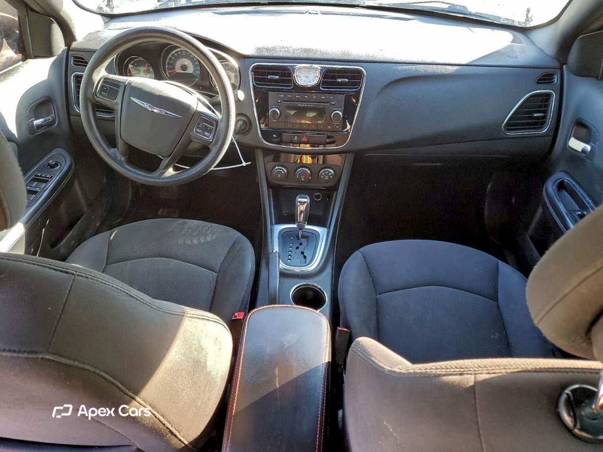 Chrysler 200 2012