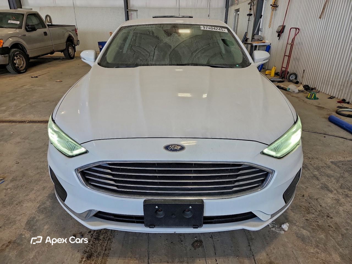Ford Fusion 2020