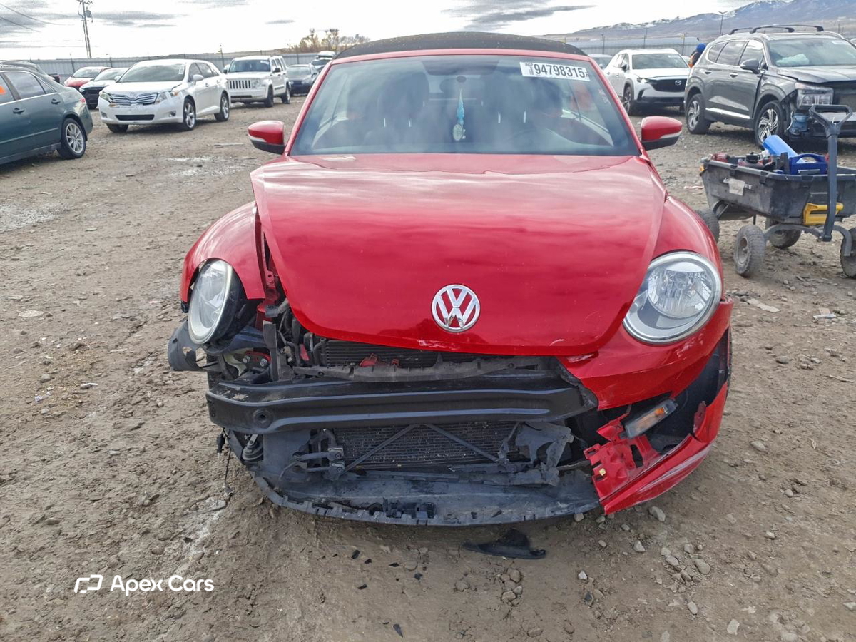 Volkswagen Beetle 2013