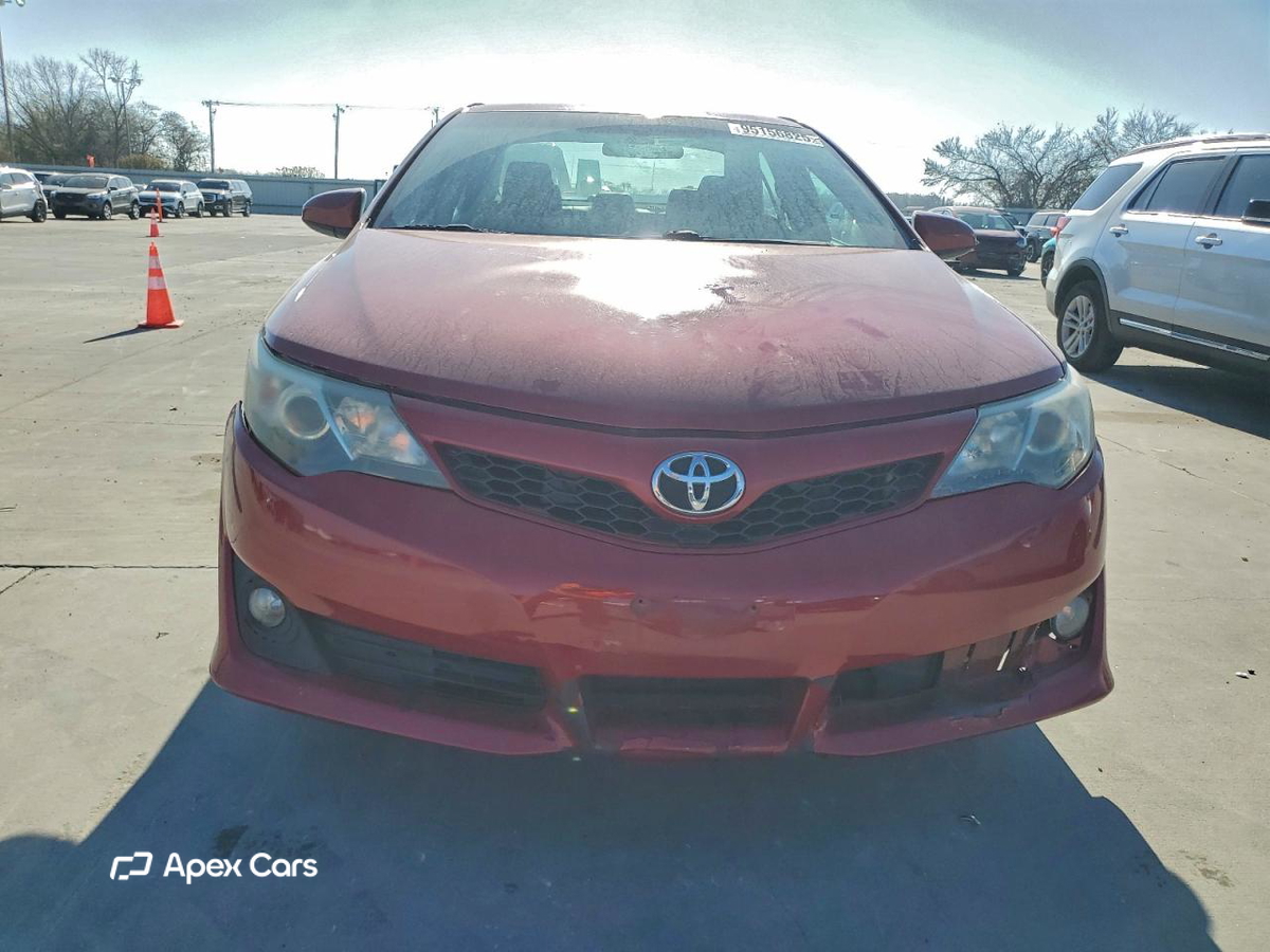Toyota Camry 2012