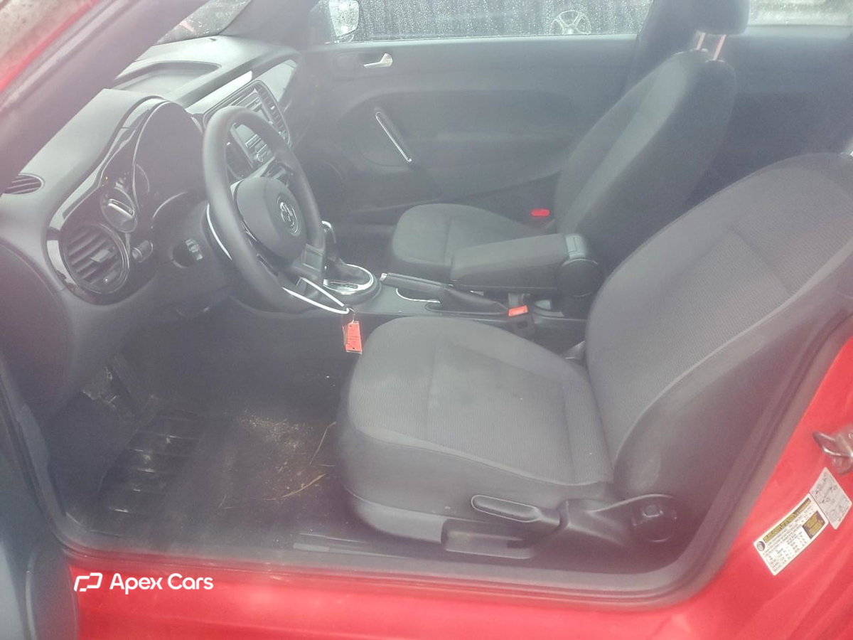 Volkswagen Beetle 2014