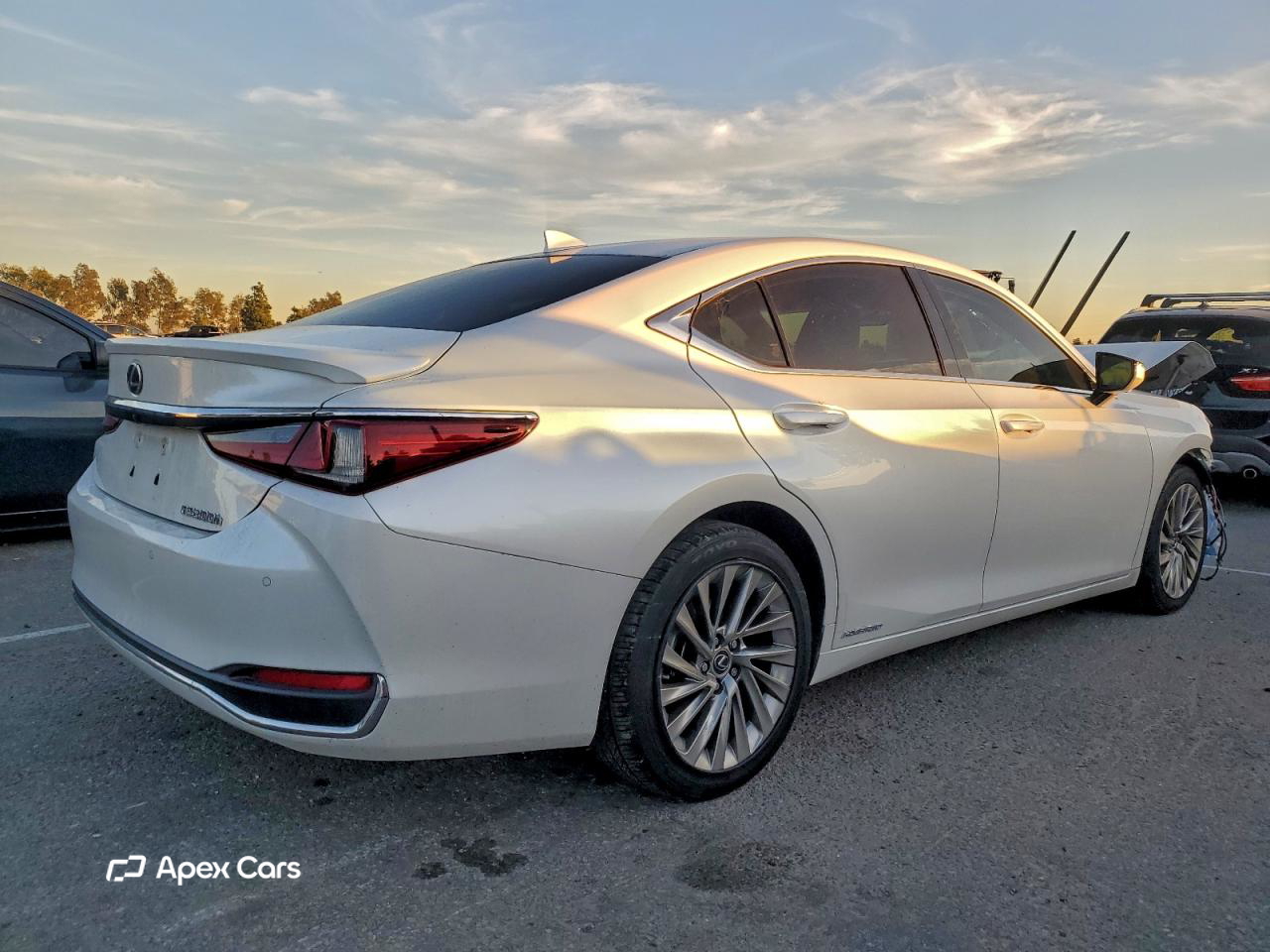 Lexus ES 2019