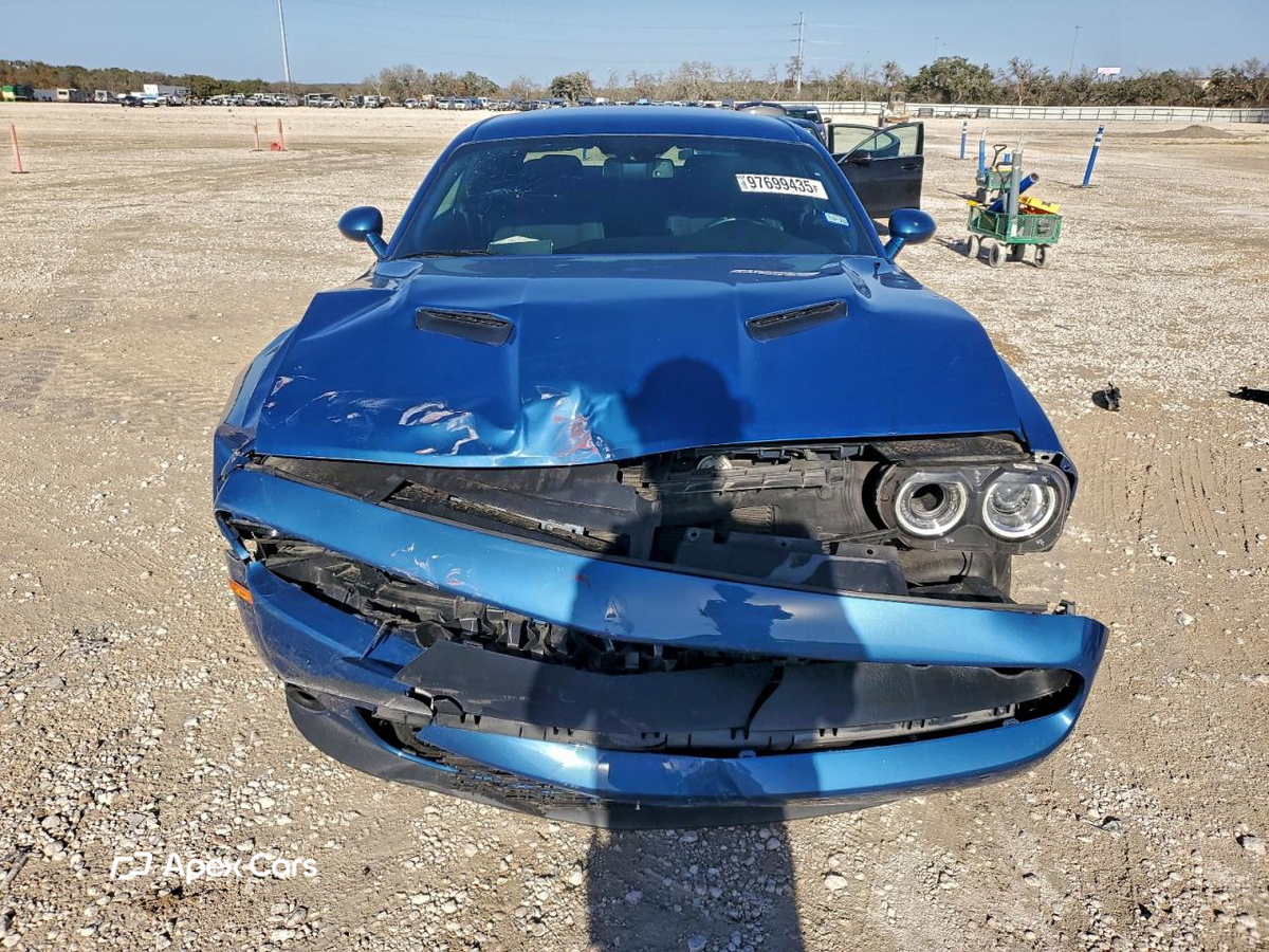 Dodge Challenger 2021