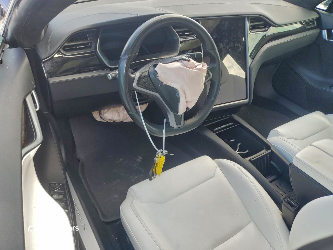 Tesla Model S 2018