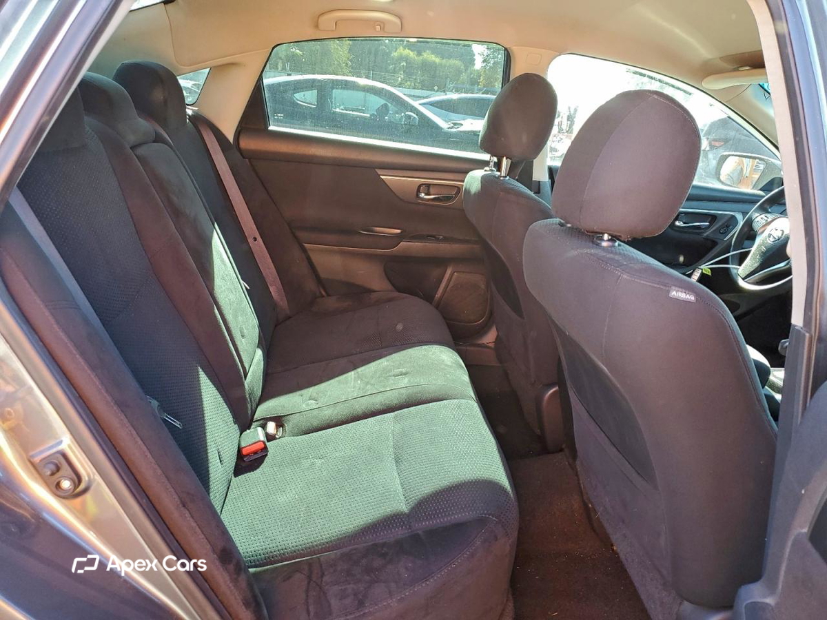 Nissan Altima 2015