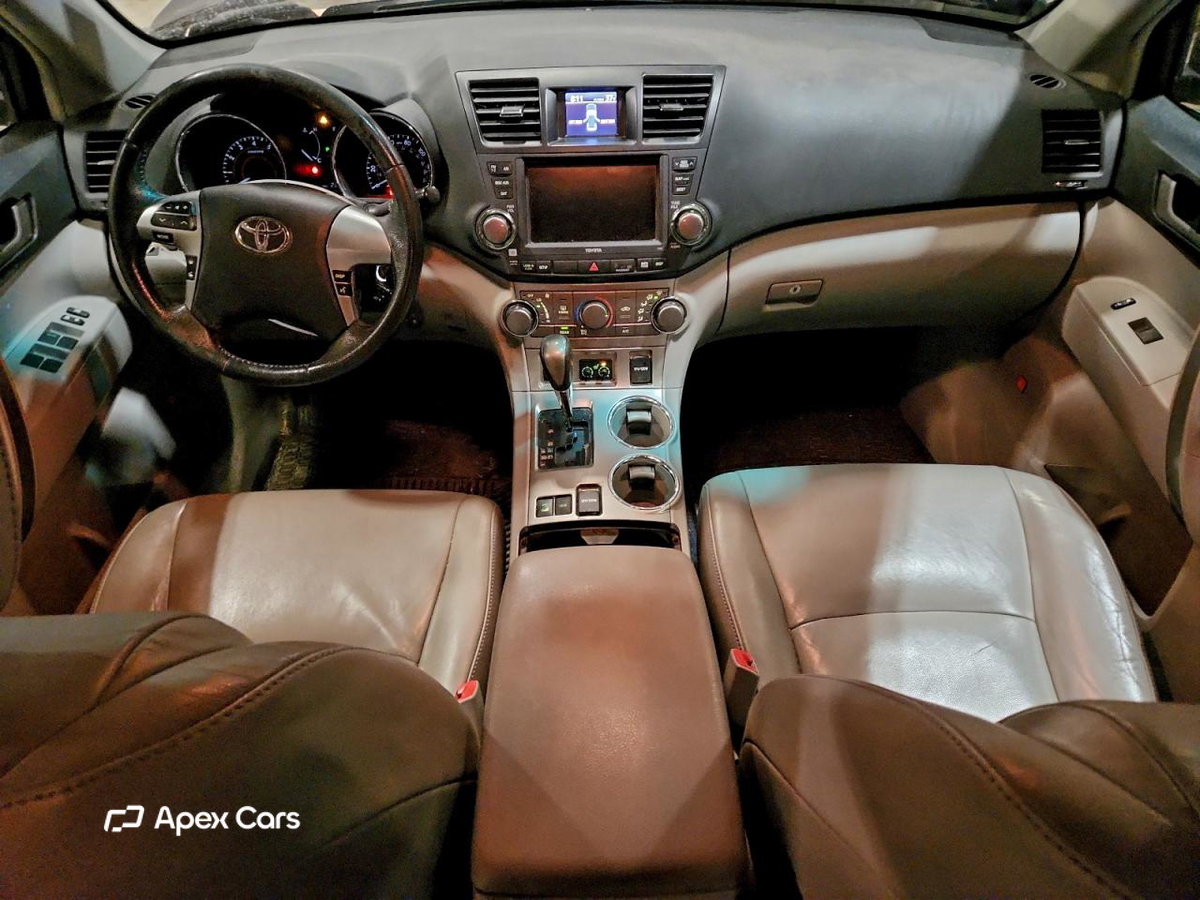 Toyota Highlander 2011
