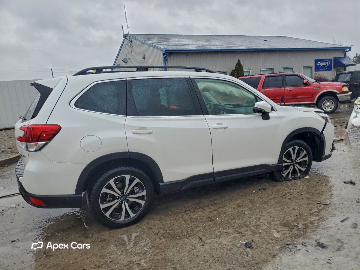 Subaru Forester 2022