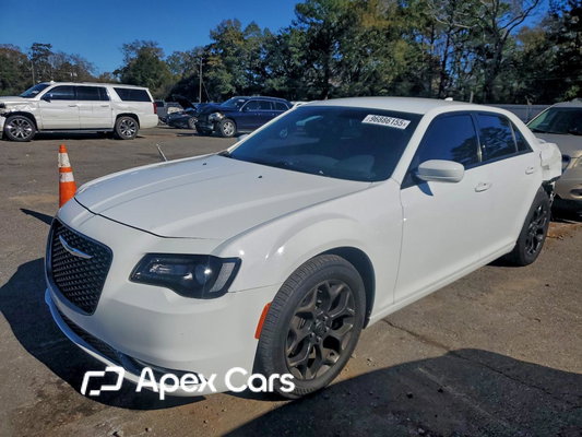 Chrysler 300 2020 - Image 1 of 13