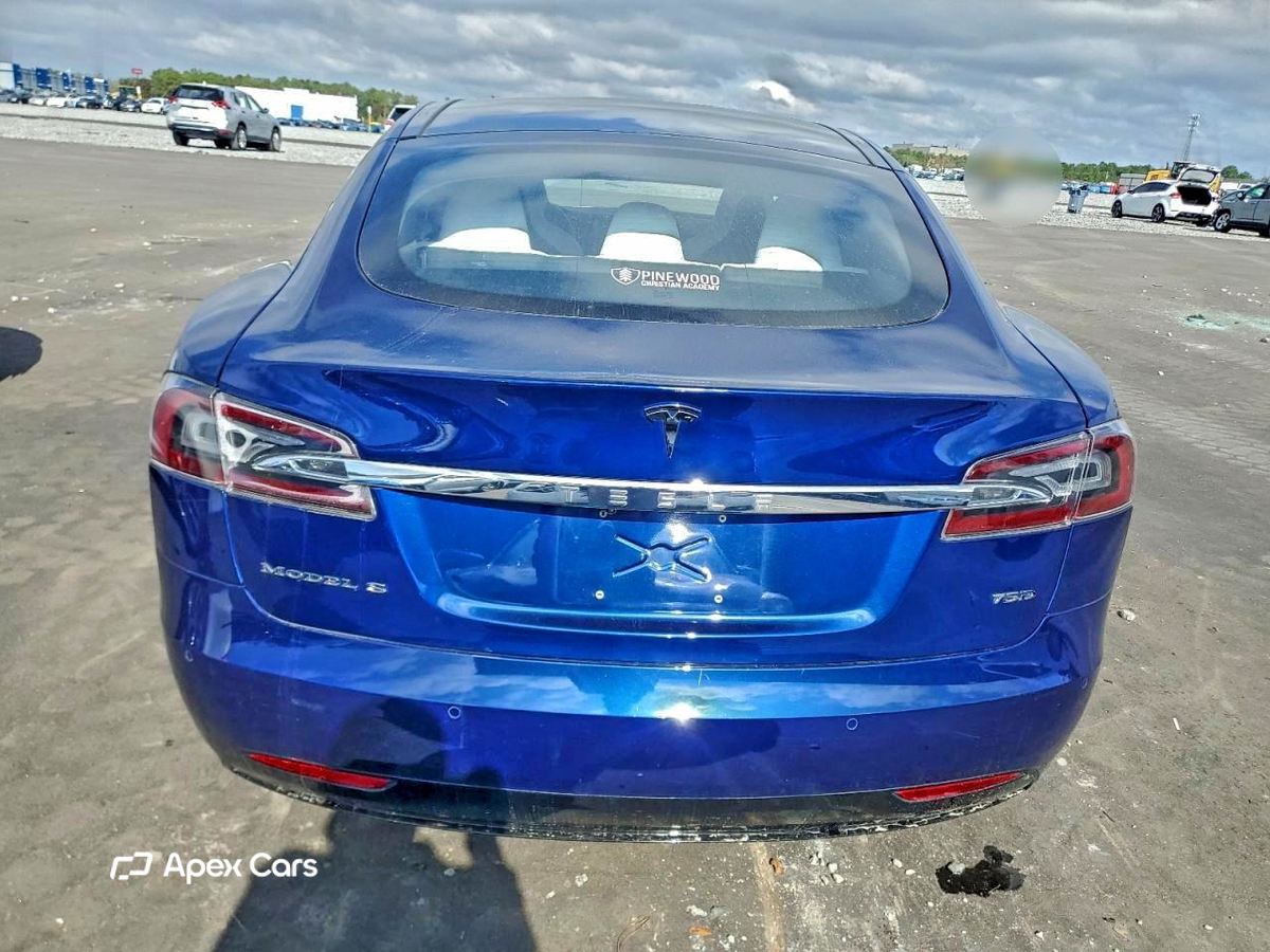 Tesla Model S 2018