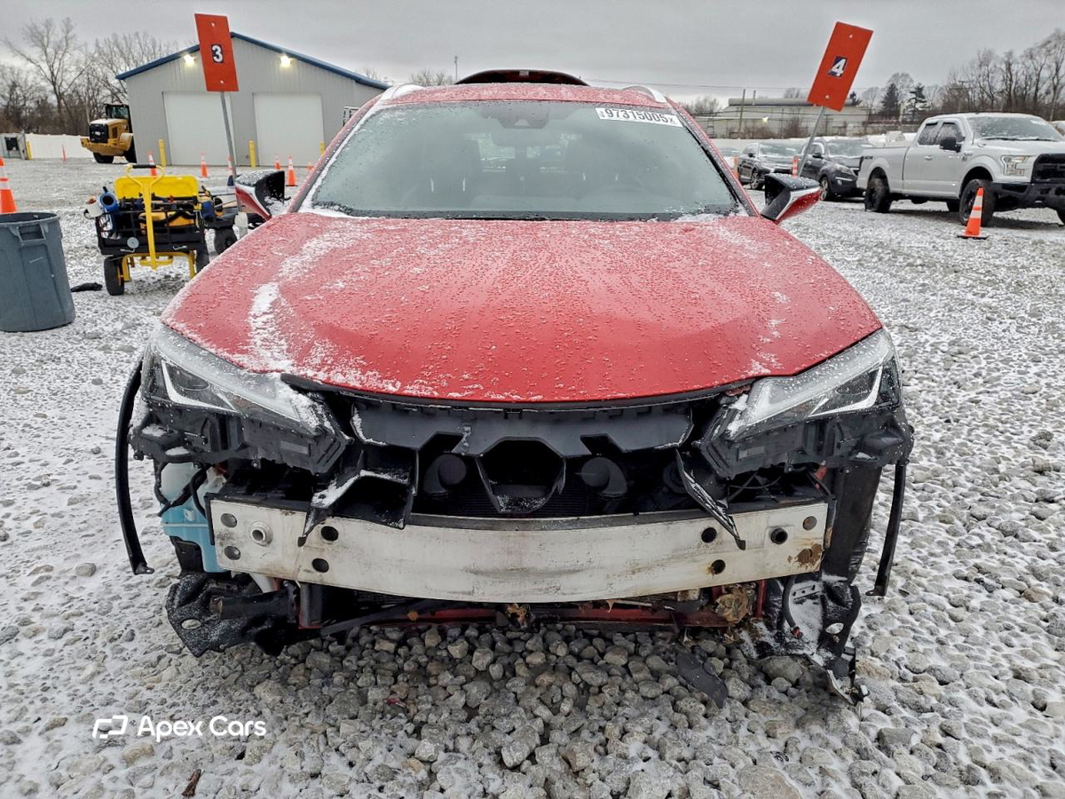 Lexus UX 2021
