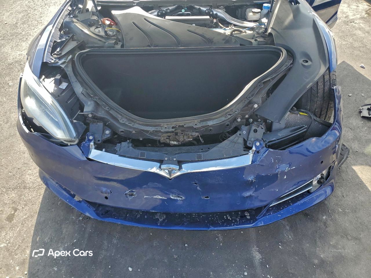 Tesla Model S 2018
