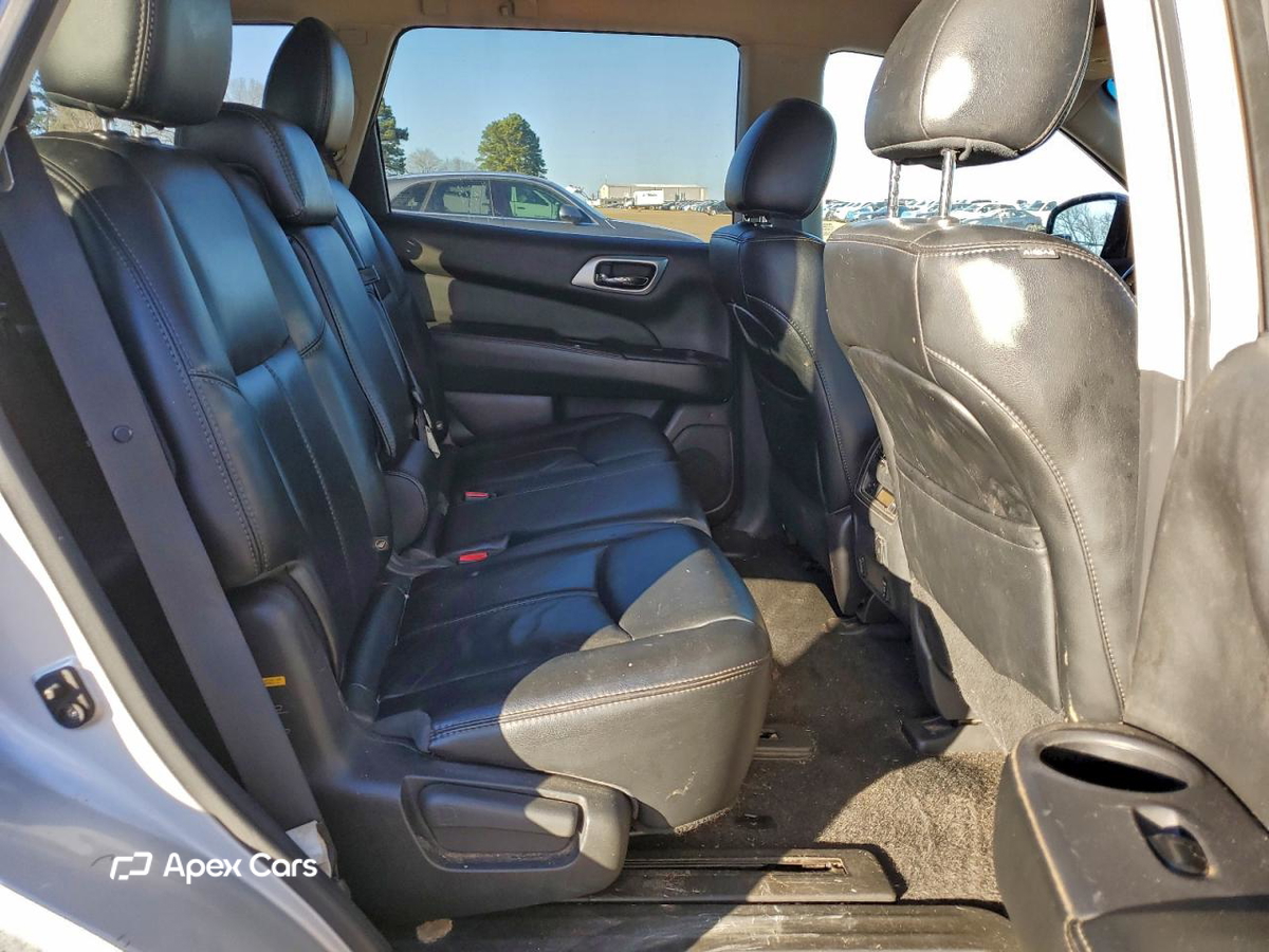 Nissan Pathfinder 2015