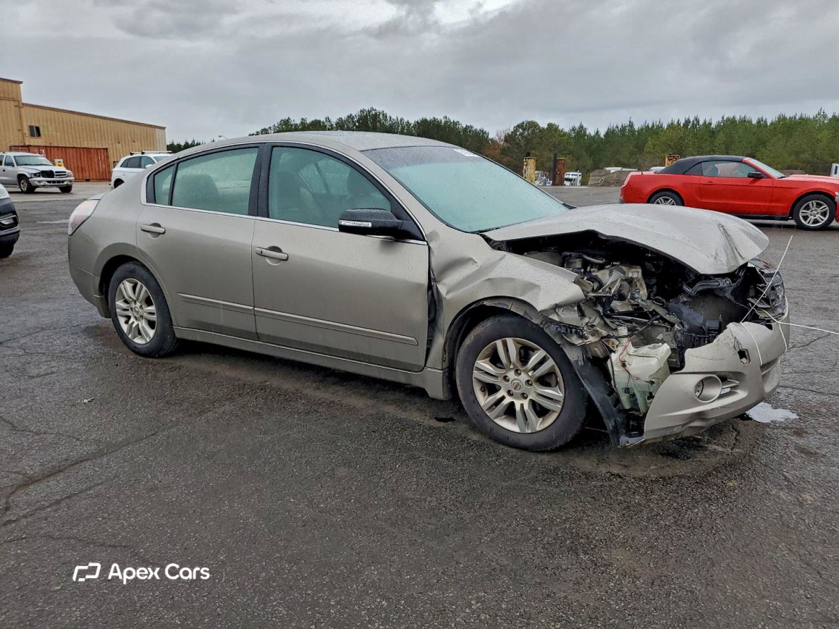 Nissan Altima 2011