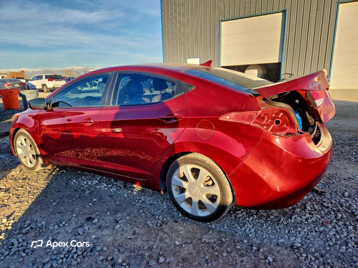 Hyundai Elantra 2013