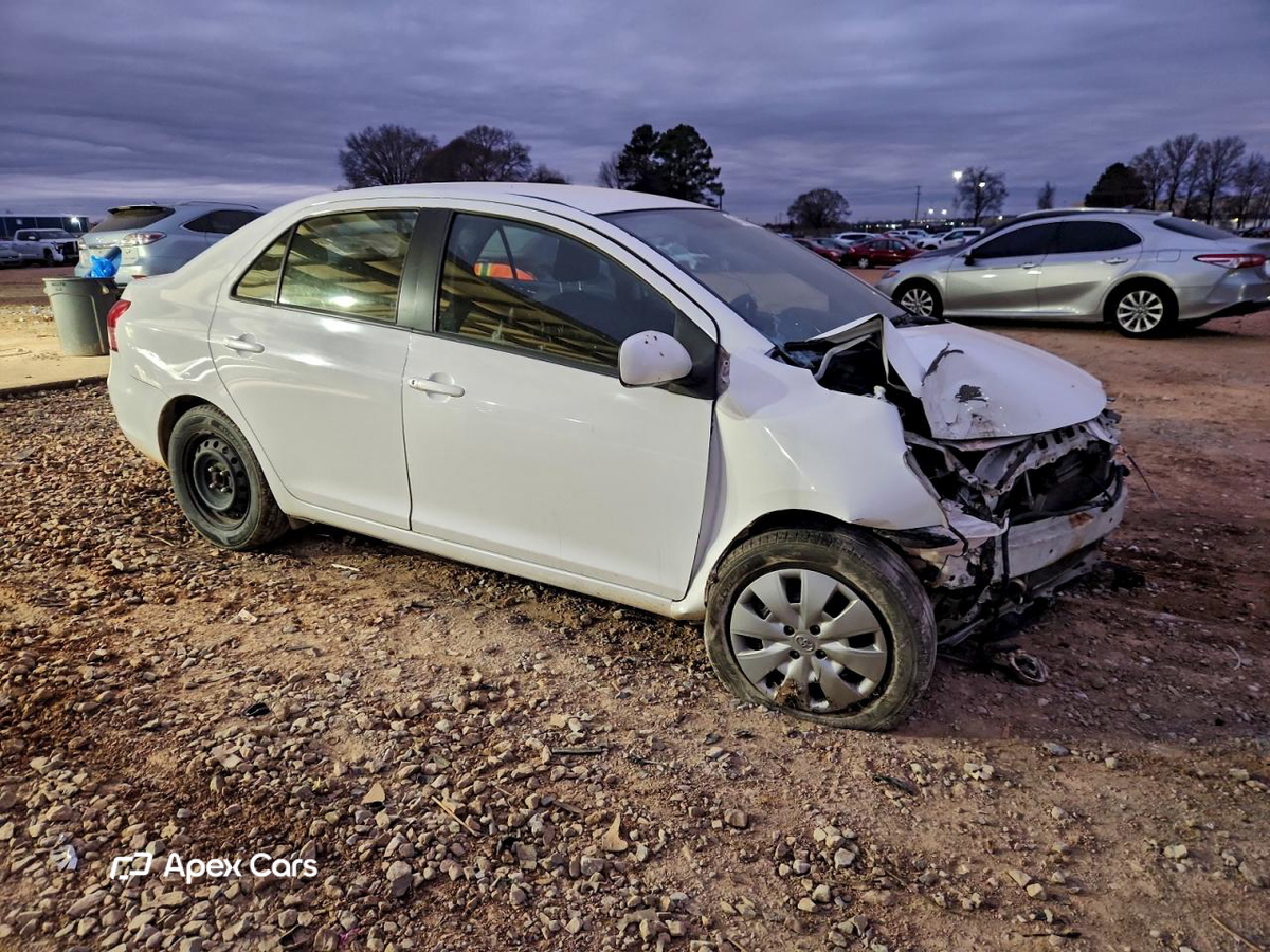 Toyota Yaris 2012