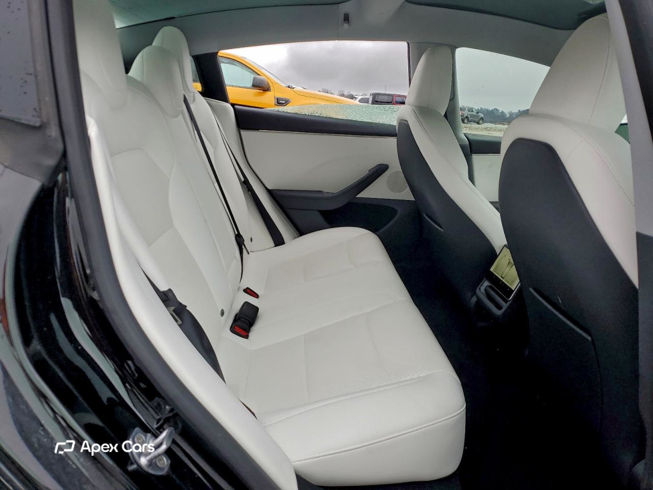 Tesla Model 3 2025