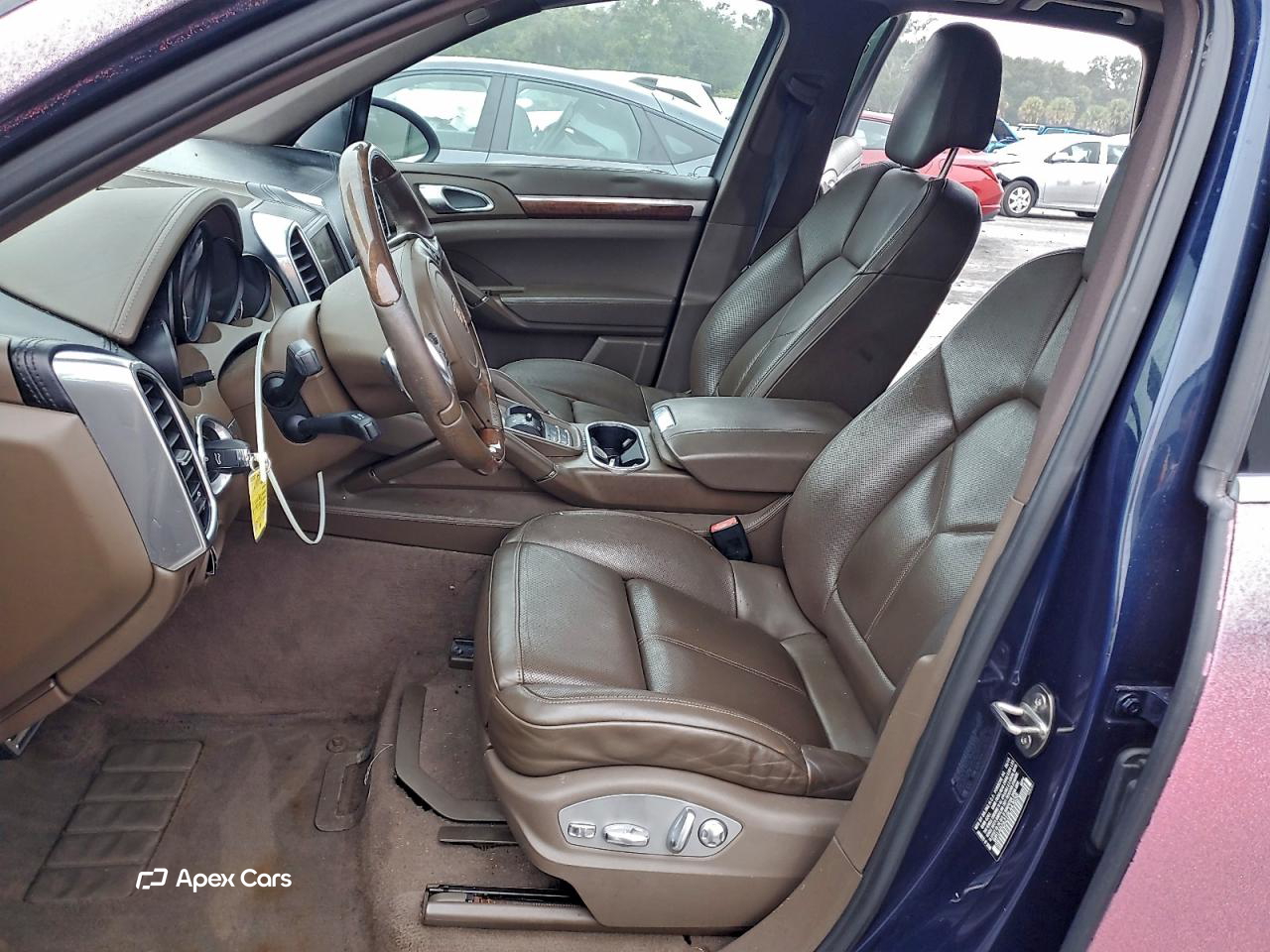 Porsche Cayenne 2011