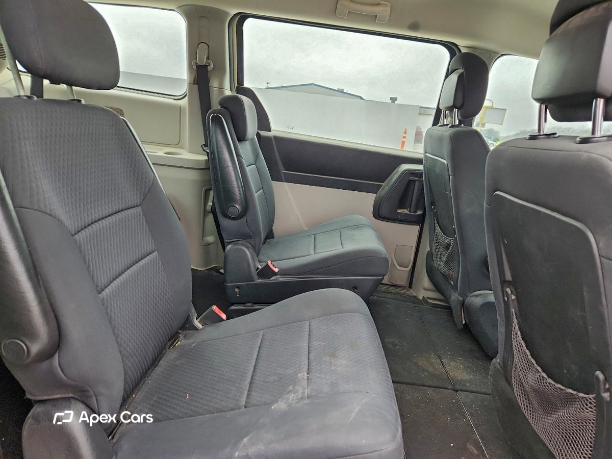 Dodge Caravan 2010