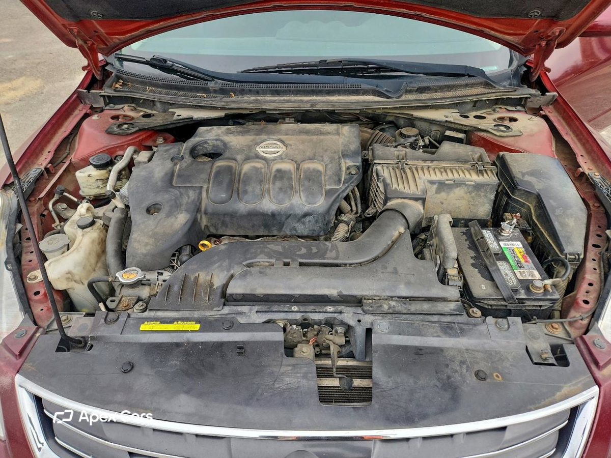 Nissan Altima 2012