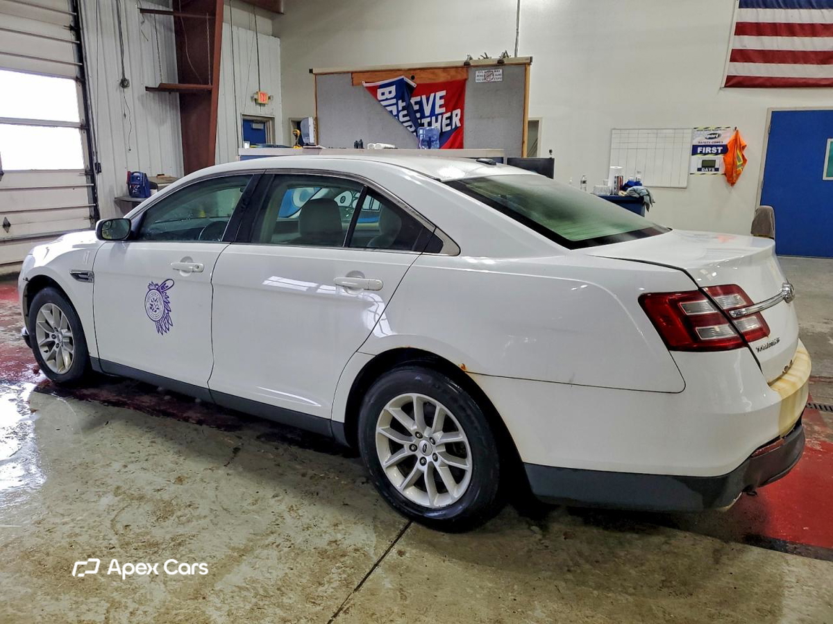 Ford Taurus 2015
