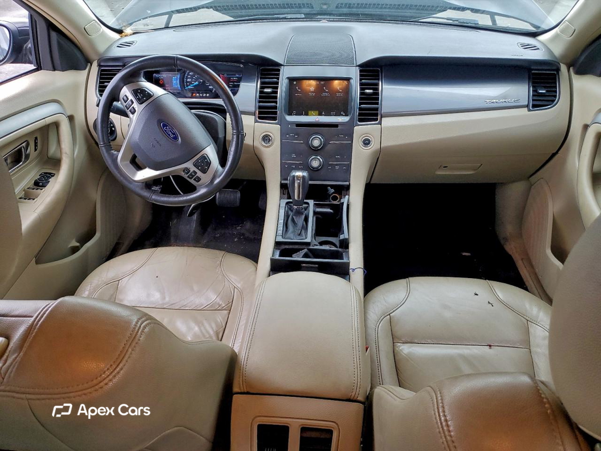 Ford Taurus 2016