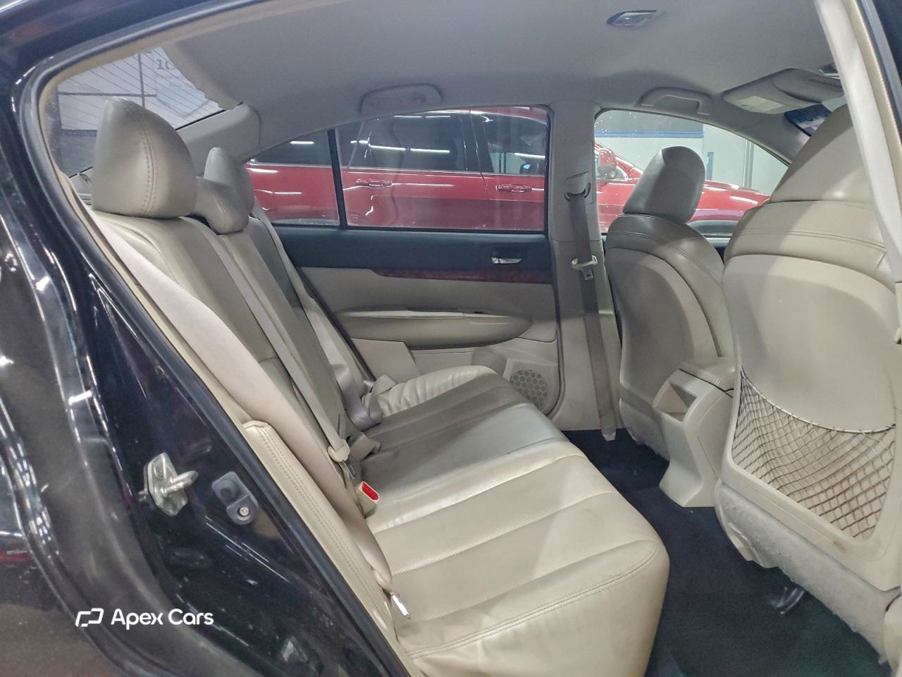 Subaru Legacy 2011