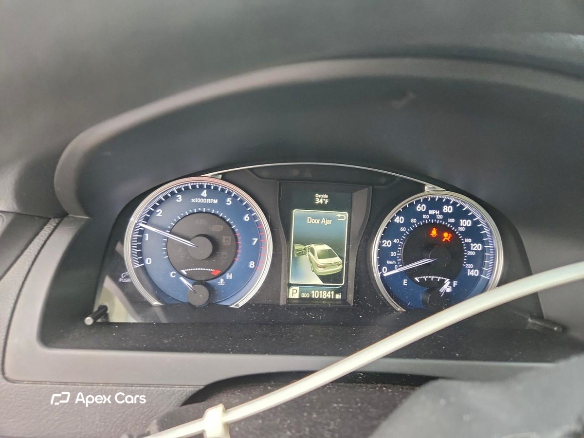 Toyota Camry 2016